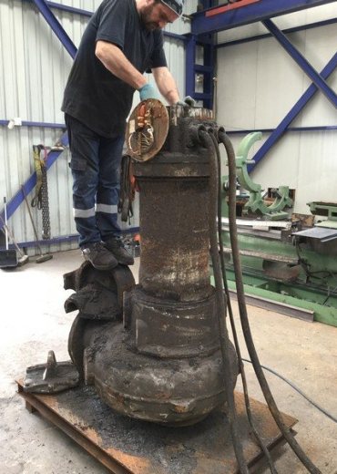 Wartung von Abwasser-Tauchmotorpumpen